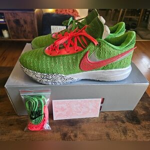 Nike LeBron 20 Stocking Stuffers (Christmas) Sz 12 Mens. PRE OWNED LIKE NEW